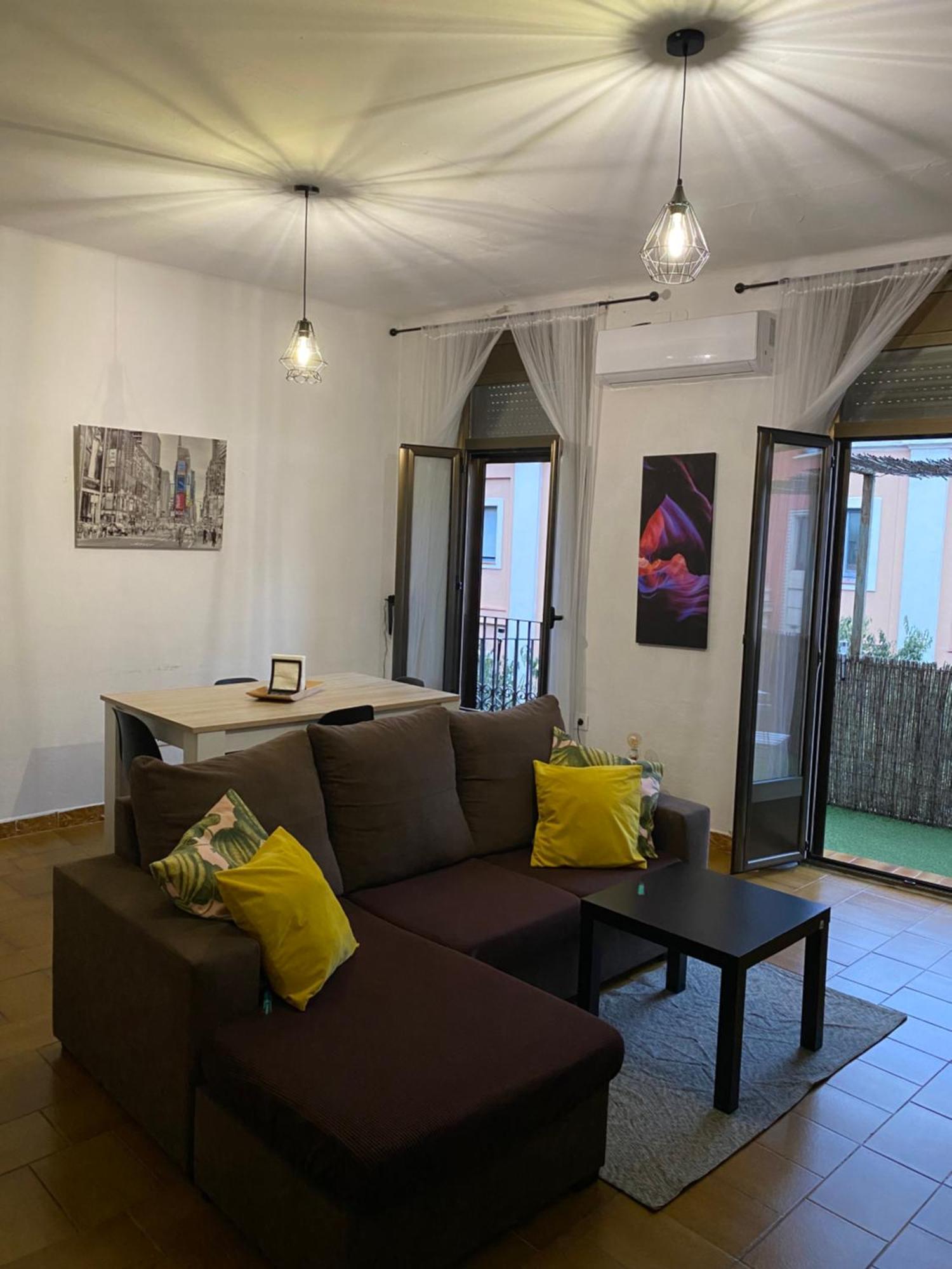 Apartamento Felicitat Φιγκέρες Εξωτερικό φωτογραφία